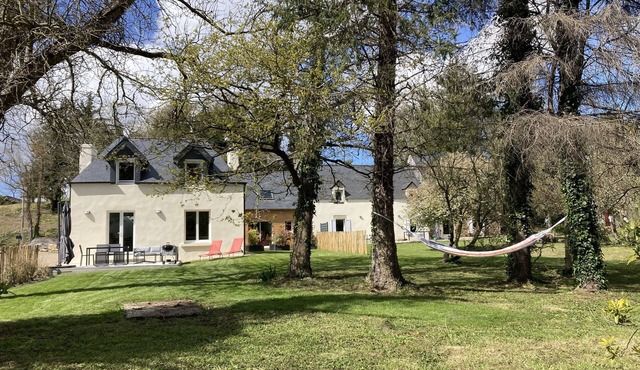 5-PERSON GITE IN RENOVATED MILL 3KMS FROM THE SEA