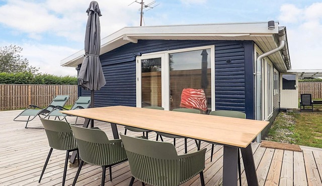 5 person holiday home in Karrebæksminde-By Traum
