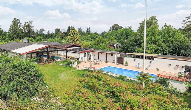 5 person holiday home in Frederiksværk-By Traum