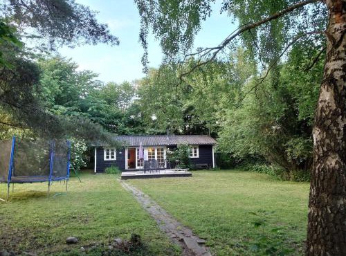 5 person holiday home in Dronningmølle-By Traum