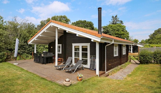 5 person holiday home in Føllenslev-By Traum