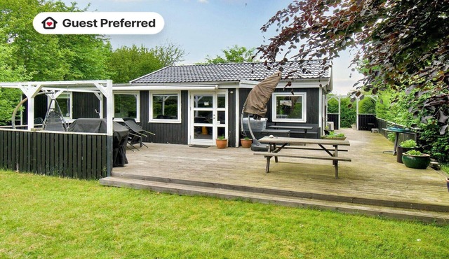 5 person holiday home in Gilleleje-By Traum