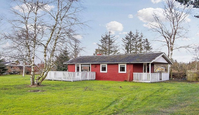 5 person holiday home in Storvorde-By Traum