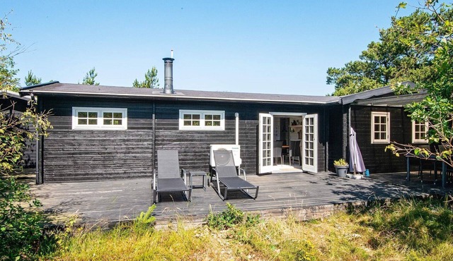 5 person holiday home in Ulfborg-By Traum