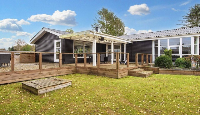 5 person holiday home in Fårvang-By Traum