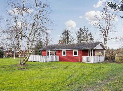 5 person holiday home in Storvorde-By Traum