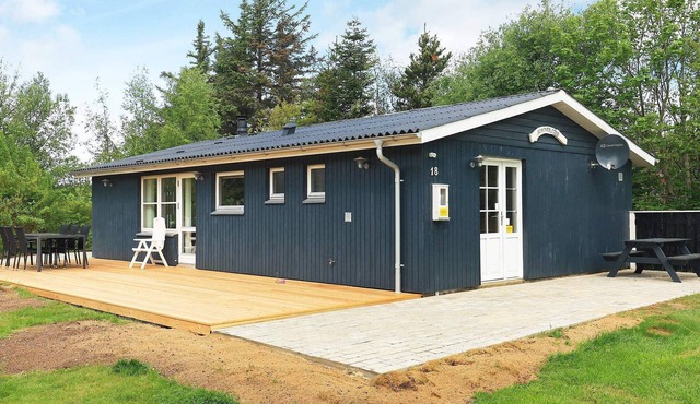 5 person holiday home in Thyholm-By Traum