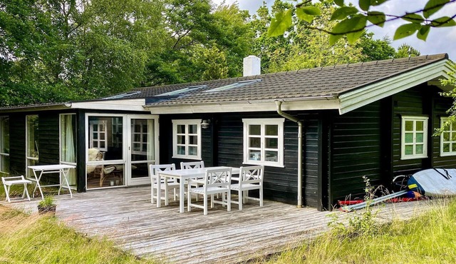 5 person holiday home in Vesløs-By Traum