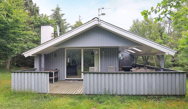 5 person holiday home in Ålbæk-By Traum