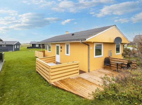 5 person holiday home in Lemvig-By Traum