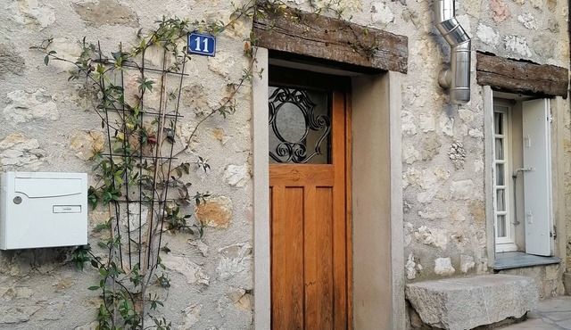 5-person house in a charming Haut Var village