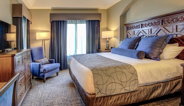 5 Pools, 2 Lazy Rivers & Lots of Family Fun- Bonnet Creek Resort.