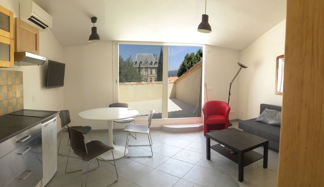 5 - rent apartment LUBERON in PROVENCE with tropézienne 4 beds