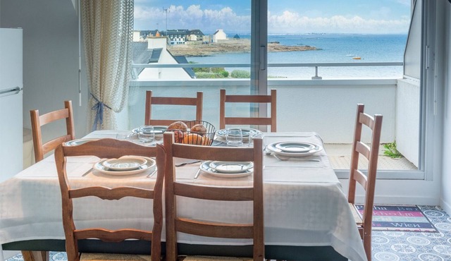 5-room duplex with balcony 30m from the beach - 7 sleeps, pets allowed, wifi and parking