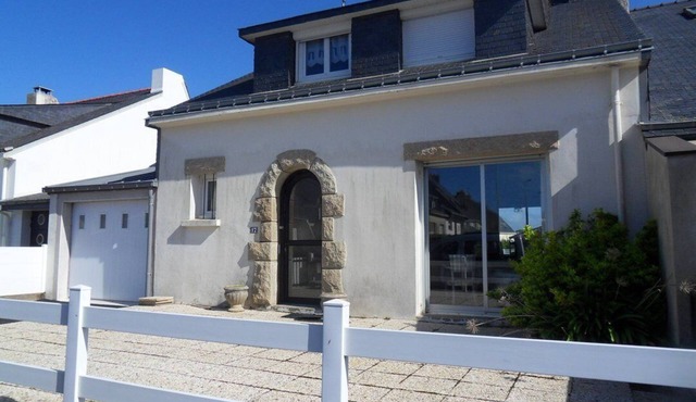 5-room house for 10 people 100 meters from the beach with WIFI