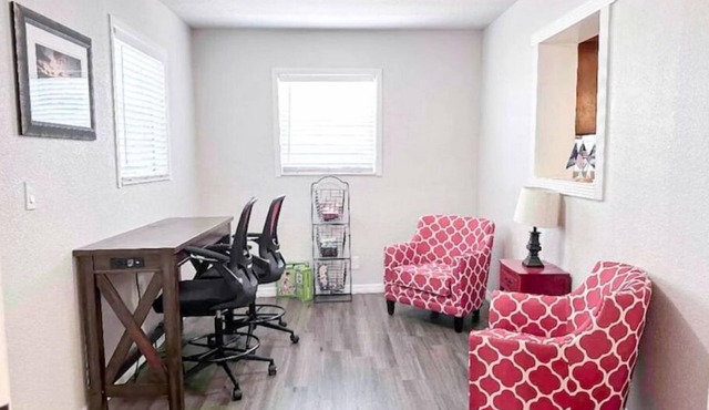 5 Rooms Great Location Red Haven Retreat