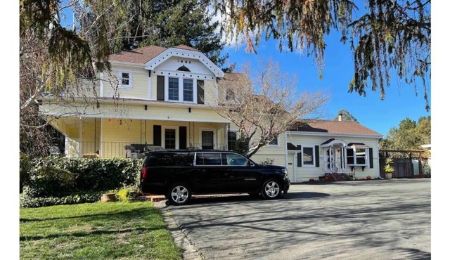 5 rooms Napa Victorian Farmhouse