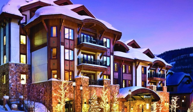 5-Star, 2br+den Luxury Residence at the Sebastian in center of Vail Village