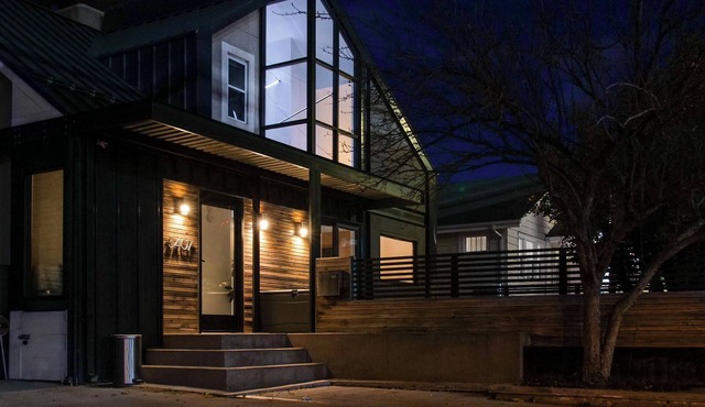5-Star 5BR Home + Gym & 11AM Checkout!