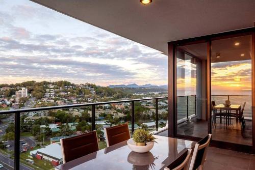 5 Star Beachfront Sky Home in Prime Location