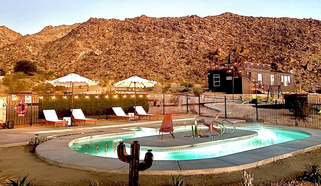 5 Star, Guest Favorite with Heated Lazy River Pool, Rooftop Observation Deck