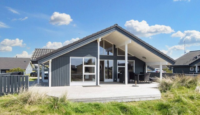 5 star holiday home in Ringkøbing