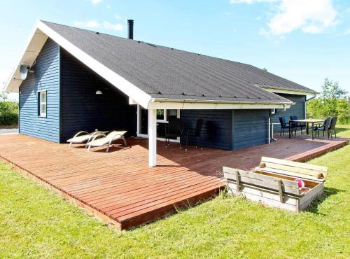 5 star holiday home in Brovst