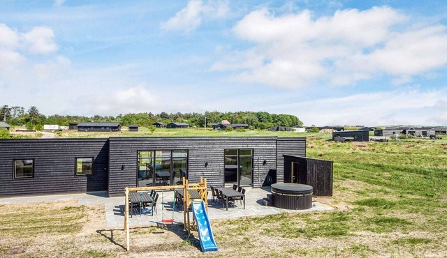 5 star holiday home in Grenaa