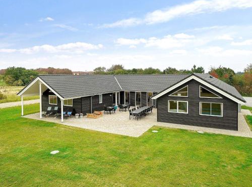 5 star holiday home in Grenaa