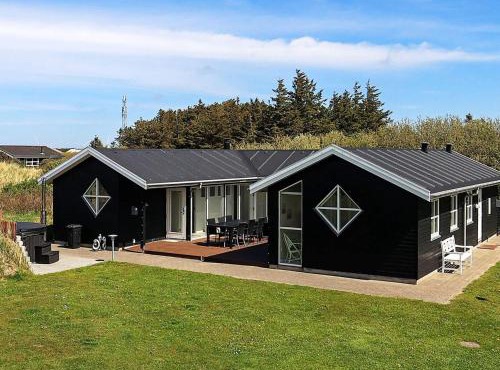 5 star holiday home in Hirtshals