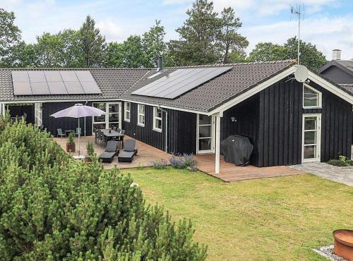 5 star holiday home in Hadsund