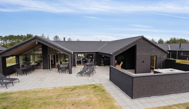 5 star holiday home in Rømø