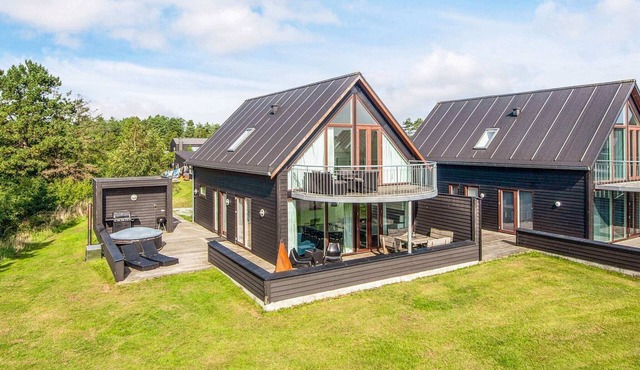 5 star holiday home in Rømø