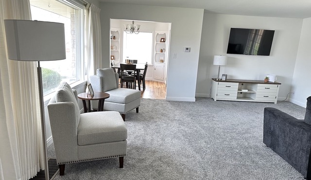 5 Star Home close to Mt America Center & Temple, Perfect Location, Sleeps 10