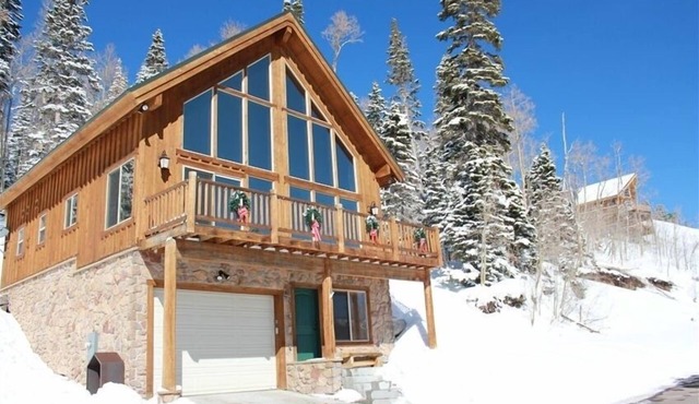 5-Star Home; Unmatched View of Slopes, Rent for 7 Nights - 10% discount