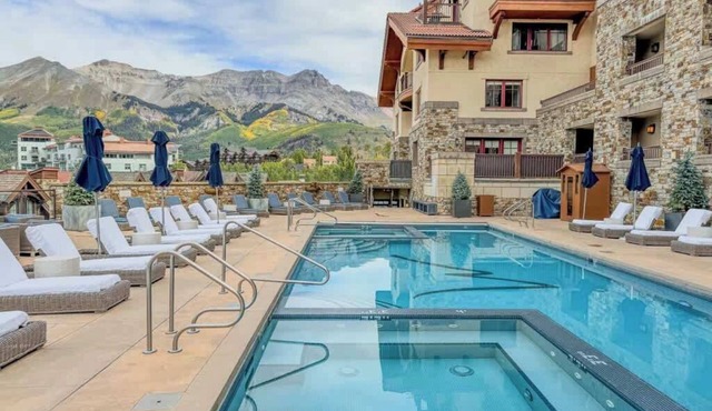 5 Star Hotel Residence - Ski in Ski Out