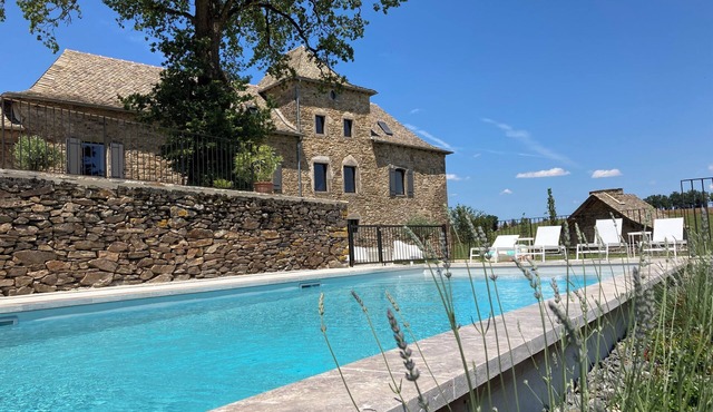 5-star house with indoor pool & spa