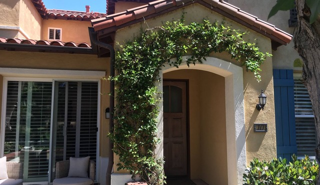 5 Star Living in Newport Coast ! Exquisitely Elegant and Modern !