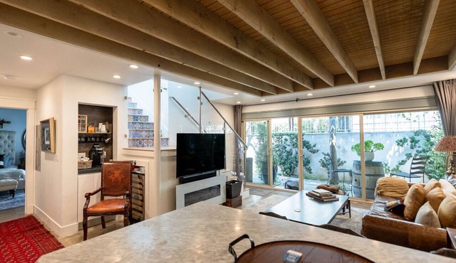5 star location, newly remodeled coastal elegance property centrally located to downtown Dana Poin
