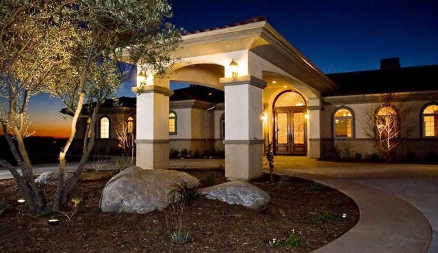 5-STAR Luxury Private Estate w/Panoramic Views of Temecula Wine Country