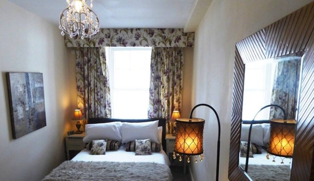 5-star luxury with secure parking in the centre of historic Durham City