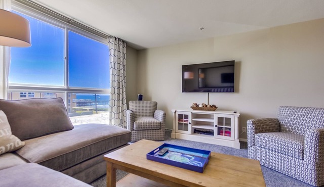 5 - STAR -⭐ - OCEAN VIEW WITH SWIMMING POOL & JACUZZI - FAMILY FRIENDLY