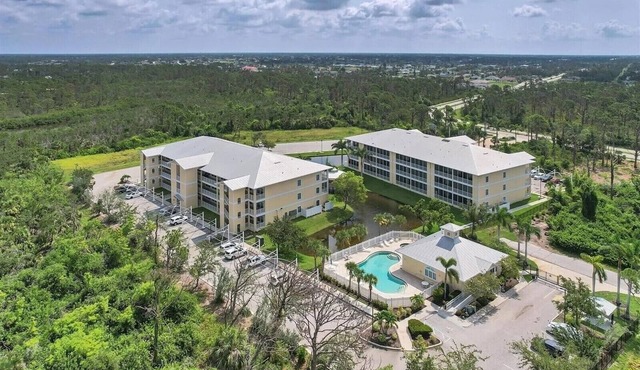 5 Star Resort Condo! Minutes to Boca & Manasota Beaches! Jan till Feb 13th avail