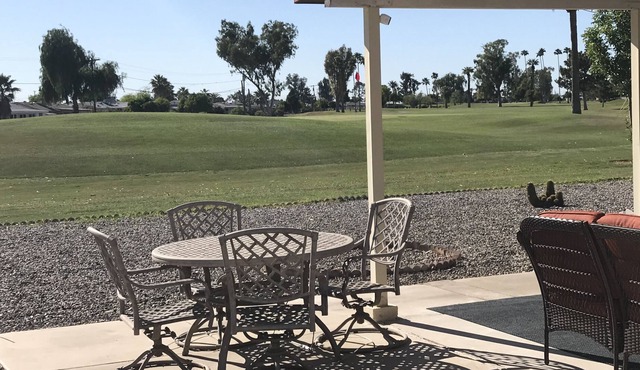5 star resort home on the golf course, 2 bdr,2 bath,fire pit,smart tvs,barbecue