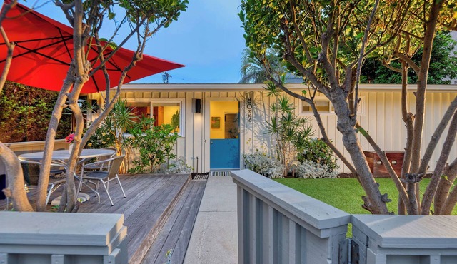 5 Star Reviews! La Jolla Shores' Immaculate Mid-Century Cottage, Steps to Beach!