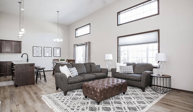 5-Star Townhome (3br/3ba)