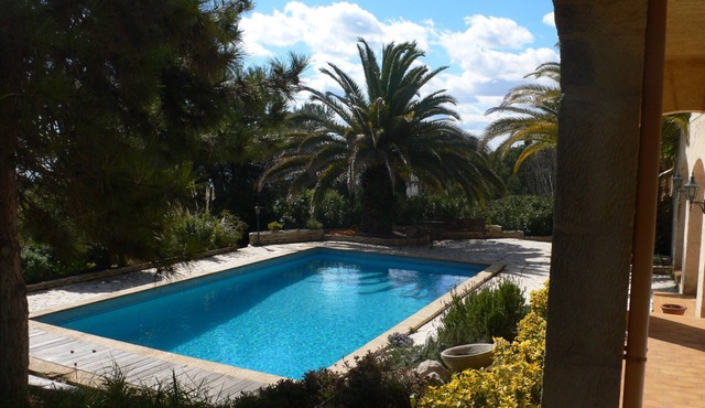 5-star villa rental on Mont Saint-Clair 8 people