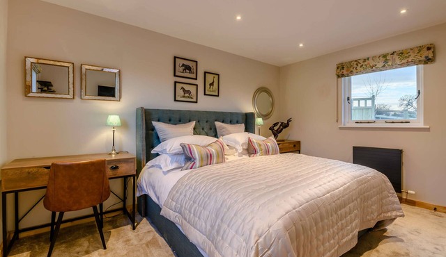 5 Star with far reaching views in North York nPet friendly, village pub & walks