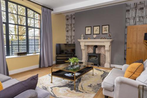 5 Tarn End luxurious cottage with view to Talkin Tarn, near Hadrians Wall & the Lake District