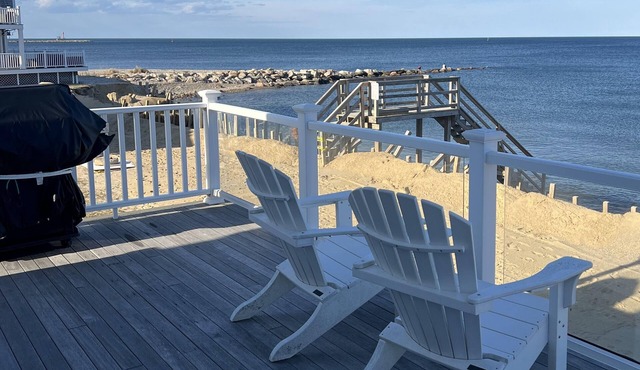 5 White Cap Path - Waterfront cottage in Sandwich, stunning views!